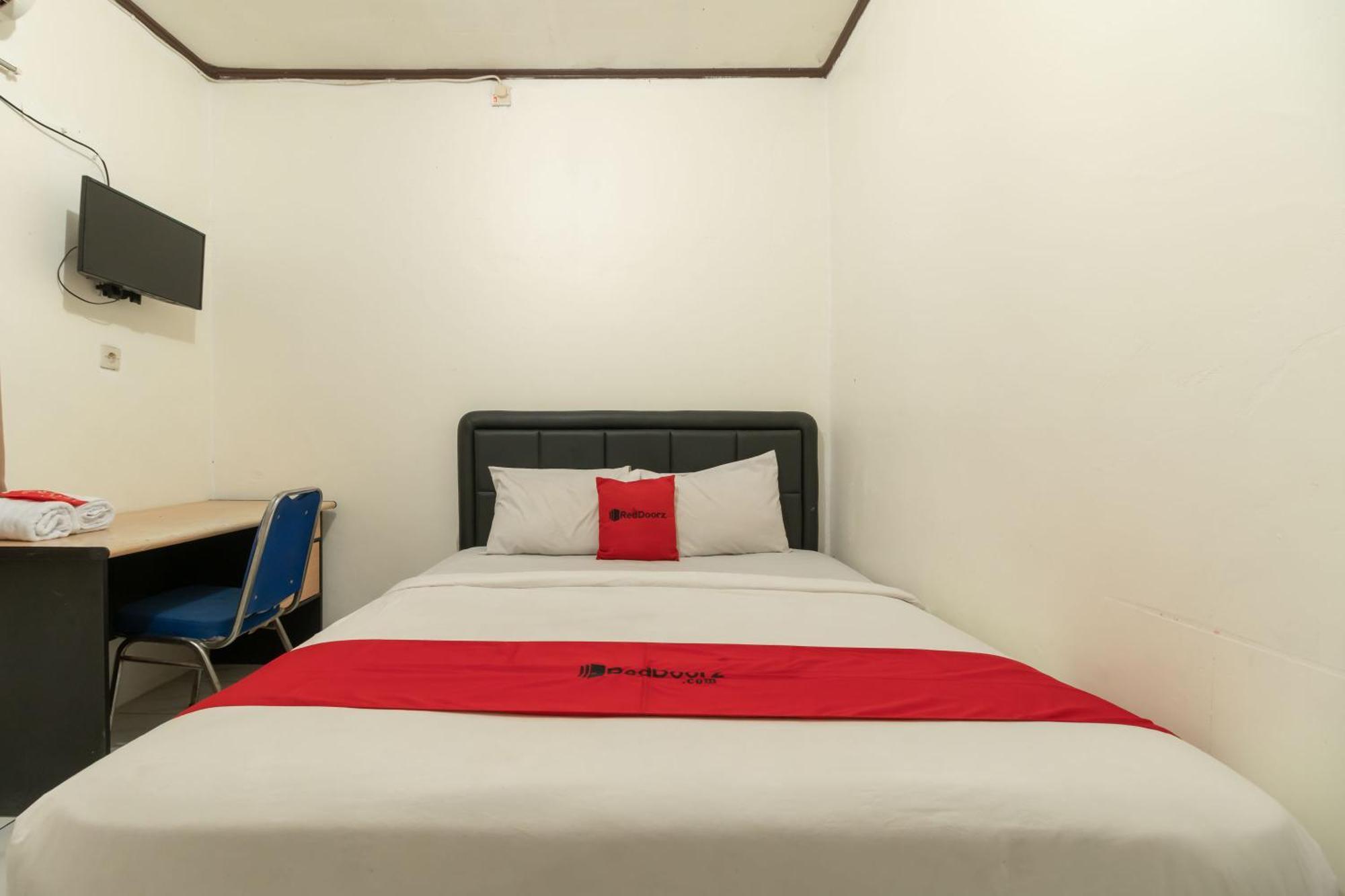 Reddoorz Near Pondok Indah Water Park Jakarta Exteriér fotografie